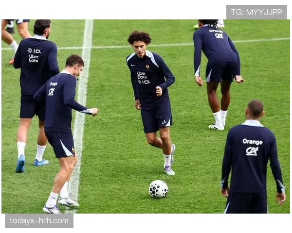 德尚引领法国队迎来表现稳健,世界杯前景备受期待 德尚引领法国队迎来表现稳健,世界杯前景备受期待