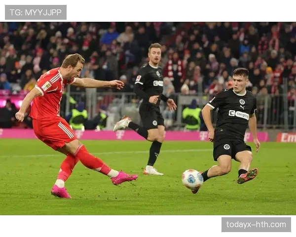 拜仁国内霸主地位松动:德甲竞争格局面临考验,阶段性变化逐步显现 拜仁国内霸主地位松动:德甲竞争格局面临考验,阶段性变化逐步显现